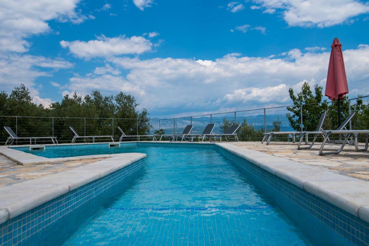 Holiday House Rosalia With Seaview And Swimming Pool Suzan Eksteriør billede