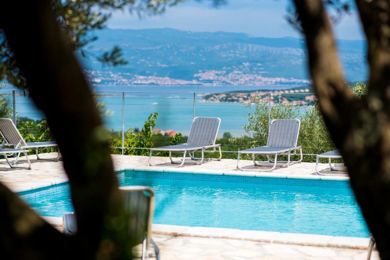 Holiday House Rosalia With Seaview And Swimming Pool Suzan Eksteriør billede